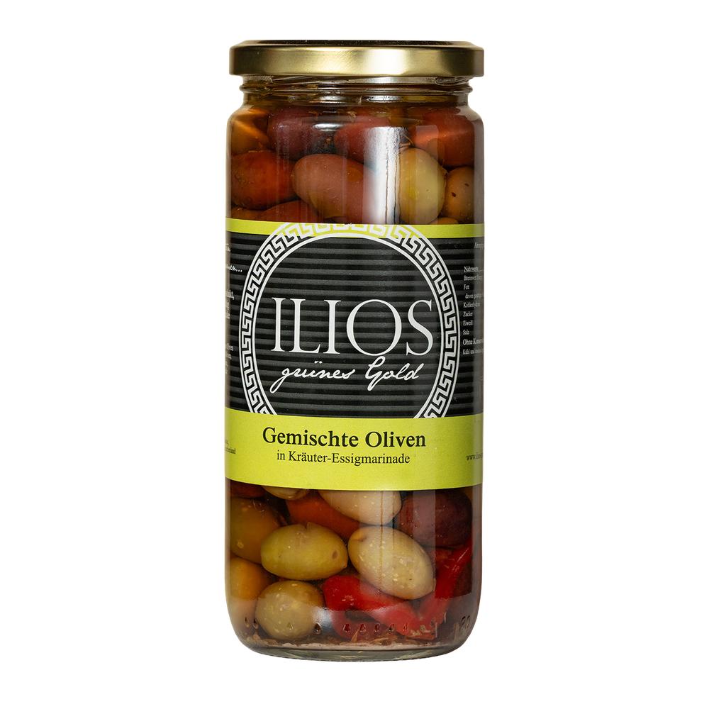 Oliven gemischt mit Kräutern
